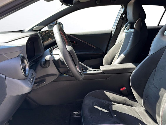 Vehicle image 7 Vehicle image 7