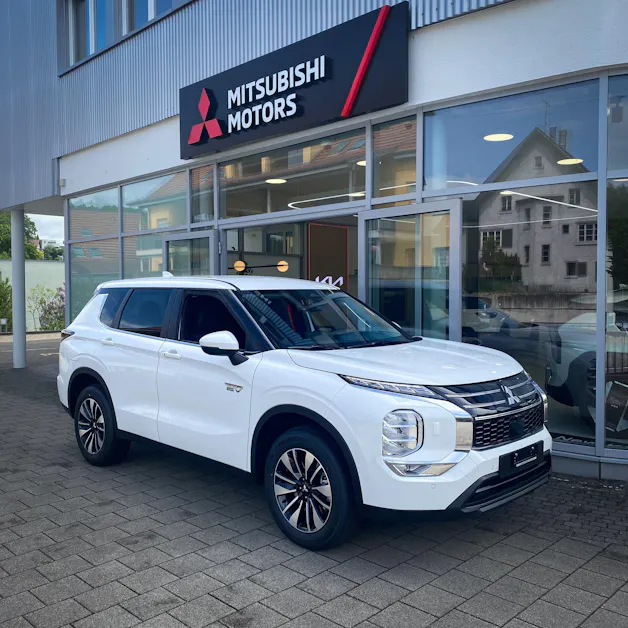 Mitsubishi Outlander 2.4 PHEV Invite 4x4
