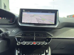 Peugeot 208 1.2 Hybrid Allure