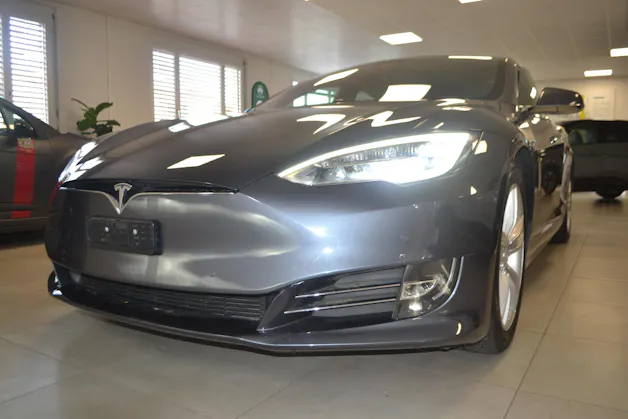 Tesla Model S 100 D