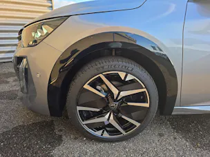 Peugeot 208 e-GT