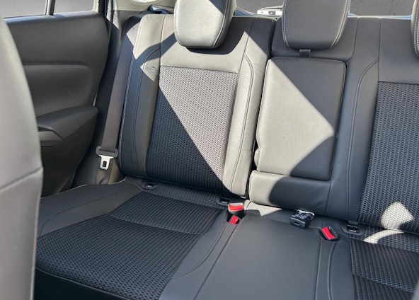 Vehicle image 11 Vehicle image 11