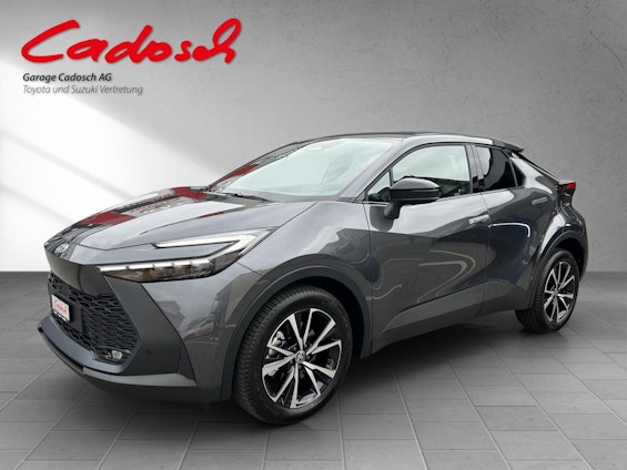 First vehicle image