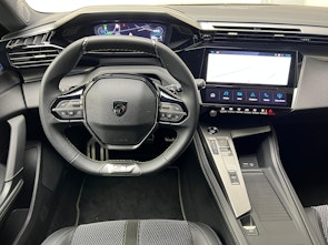 Vehicle image PEUGEOT 308 SW 1.6 PHEV 180 GT