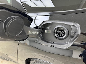 Vehicle image PEUGEOT 308 SW 1.6 PHEV 180 GT