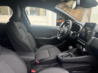 MITSUBISHI COLT 10