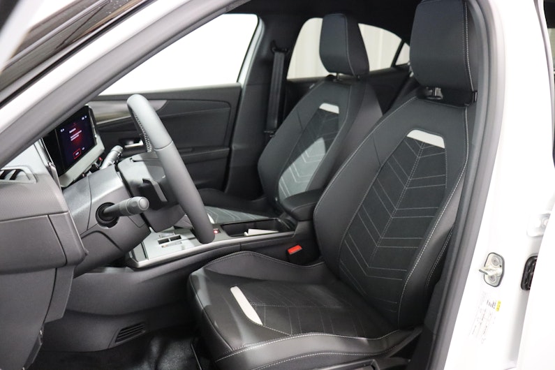 Vehicle image OPEL MOKKA