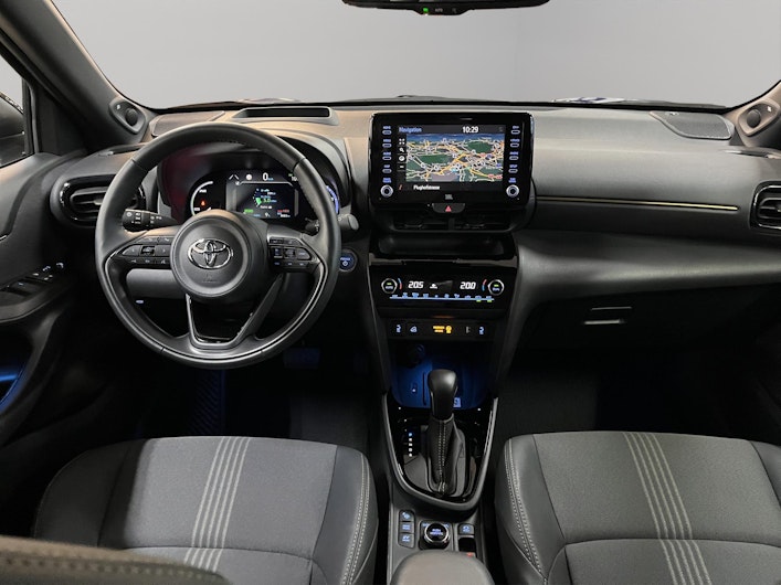 Vehicle image TOYOTA YARIS CROSS