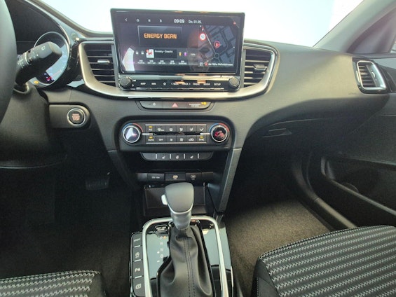 Vehicle image 10 Vehicle image 10