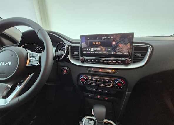 Vehicle image 6 Vehicle image 6