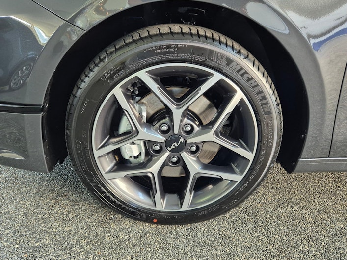 Vehicle image KIA CEED