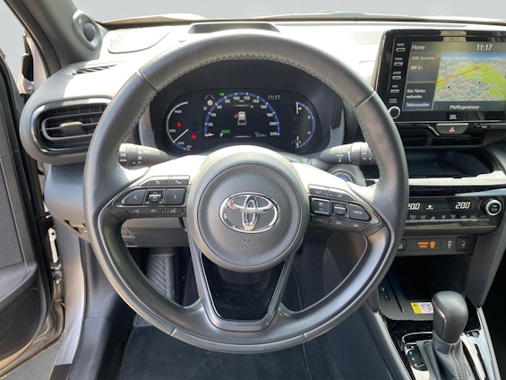 Vehicle image 10 Vehicle image 10