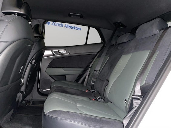 Vehicle image 7 Vehicle image 7