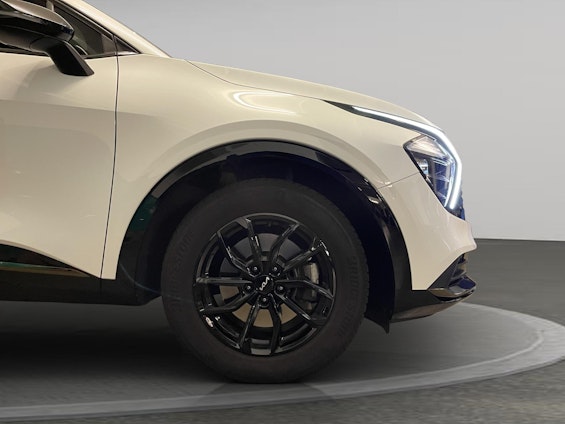 Vehicle image 10 Vehicle image 10