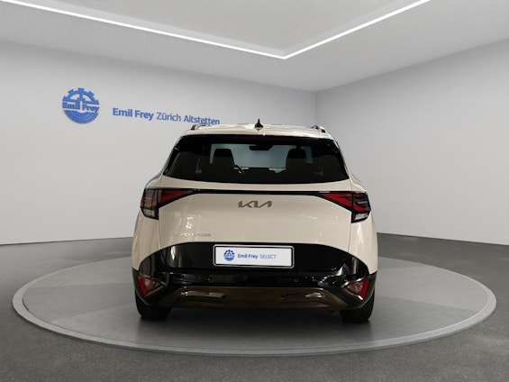 Vehicle image 4 Vehicle image 4