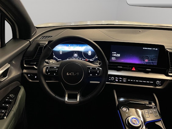 Vehicle image 9 Vehicle image 9