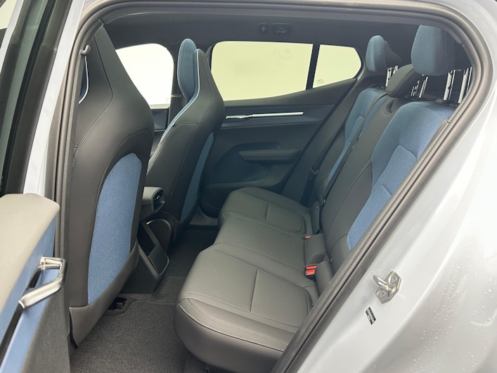 Vehicle image VOLVO EX 30