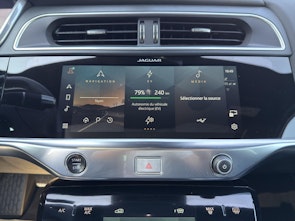 Vehicle image JAGUAR I-Pace EV400 SE AWD