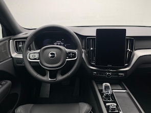 Vehicle image VOLVO XC60 2.0 T8 TE Black Edition eAWD