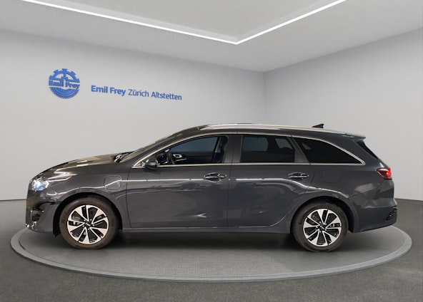 Vehicle image 4 Vehicle image 4