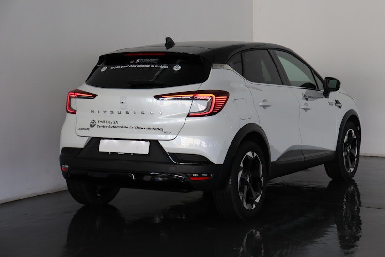 Vehicle image MITSUBISHI ASX