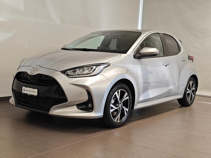 Vehicle image TOYOTA YARIS