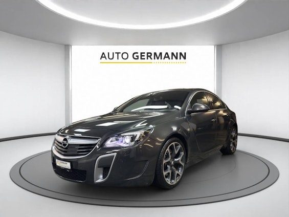 First vehicle image