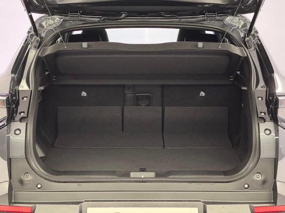 Vehicle image 10 Vehicle image 10