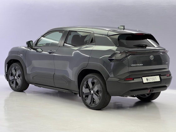 Vehicle image 4 Vehicle image 4