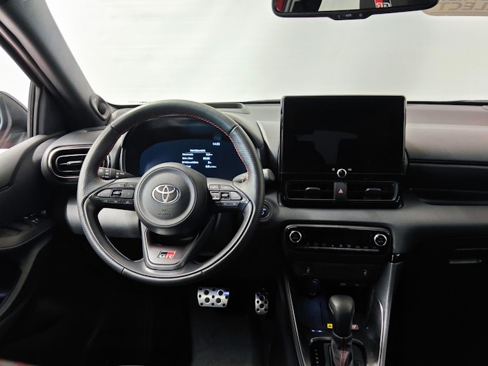 Vehicle image TOYOTA YARIS