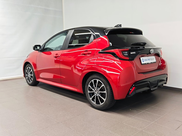 Vehicle image TOYOTA YARIS