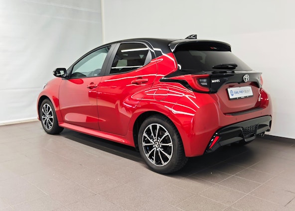 Vehicle image 3 Vehicle image 3