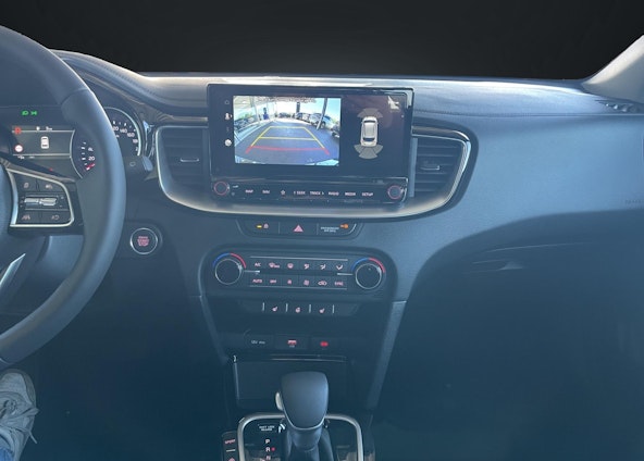 Vehicle image 10 Vehicle image 10