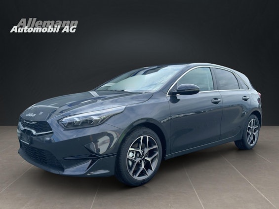 First vehicle image First vehicle image