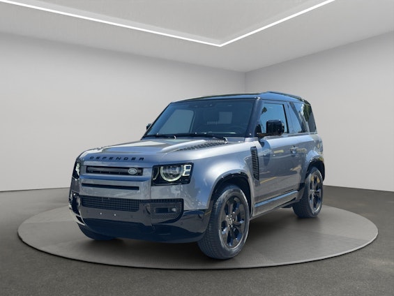 First vehicle image