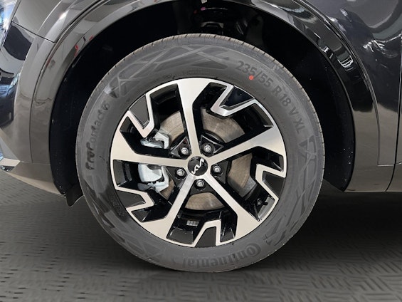 Vehicle image 14 Vehicle image 14