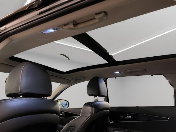 Vehicle image 12 Vehicle image 12