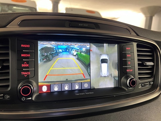 Vehicle image 9 Vehicle image 9