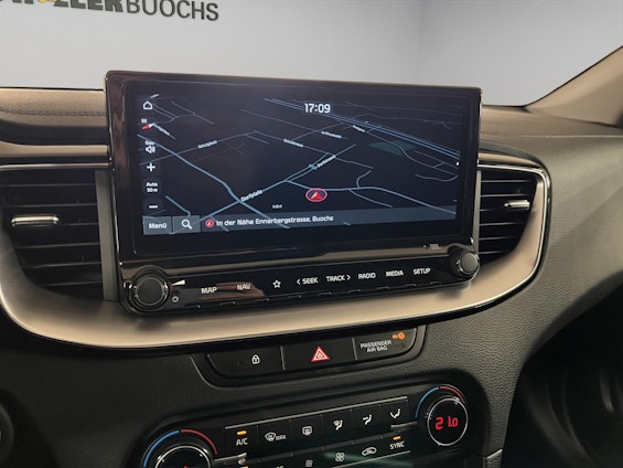 Vehicle image 8 Vehicle image 8