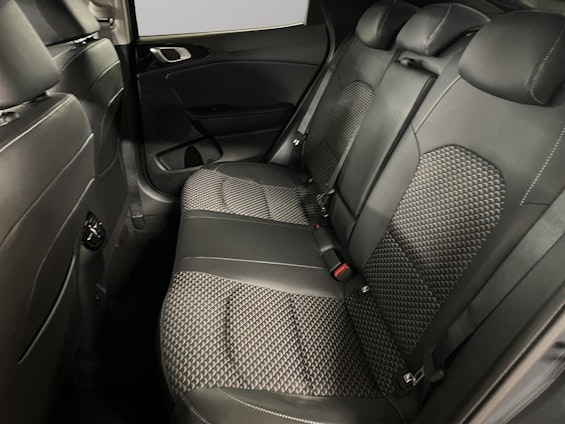 Vehicle image 10 Vehicle image 10