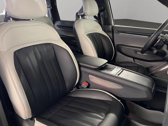 immagine del veicolo 13 immagine del veicolo 13