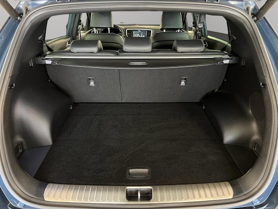 Vehicle image 14 Vehicle image 14