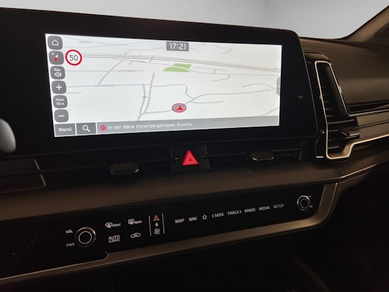 Vehicle image 8 Vehicle image 8