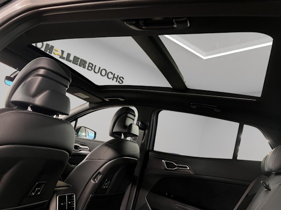 Vehicle image 12 Vehicle image 12