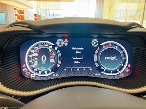 Vehicle image ASTON MARTIN DBX 707 4.0 V8 Bi-Turbo