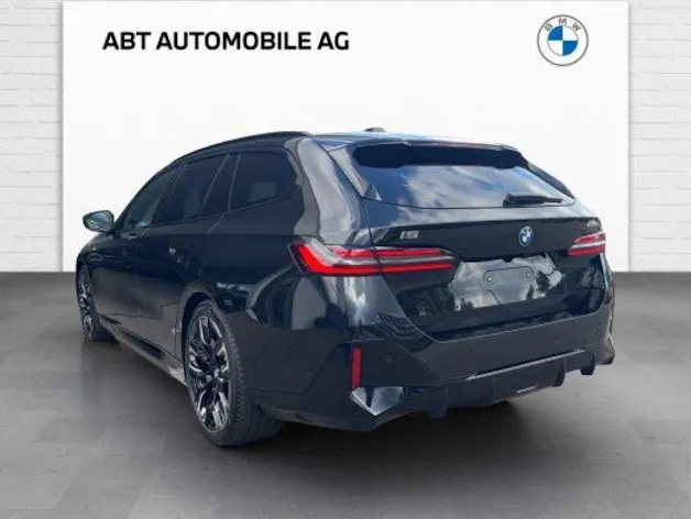 BMW i5 M60 xDrive Touring