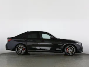 BMW 330d xDrive SAG