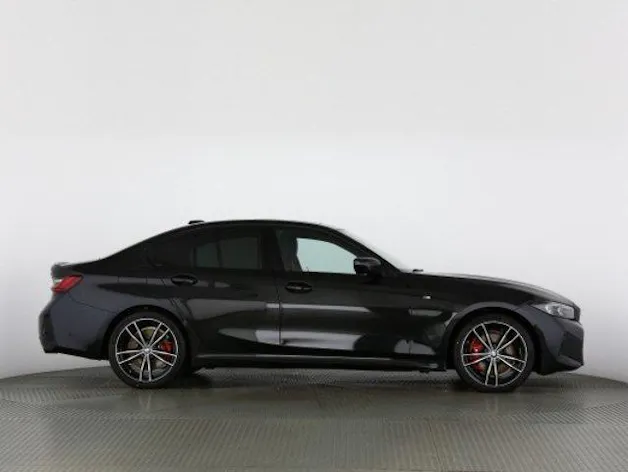 BMW 330d xDrive SAG