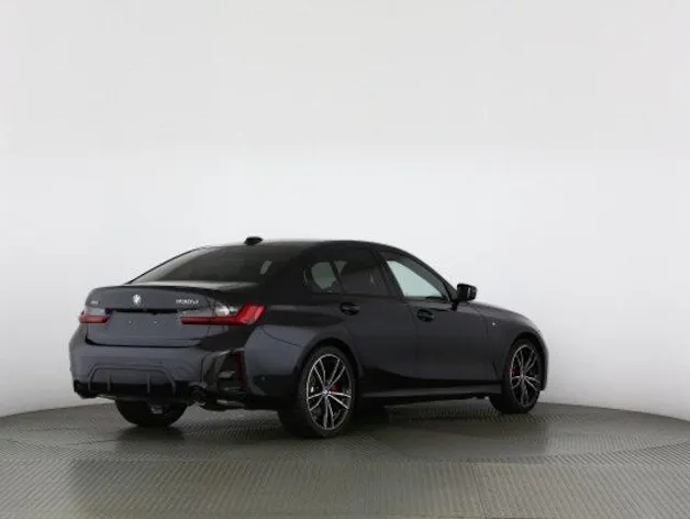 BMW 330d xDrive SAG