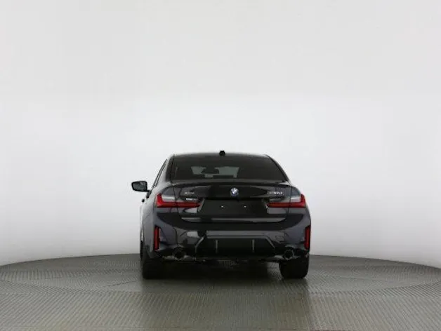 BMW 330d xDrive SAG